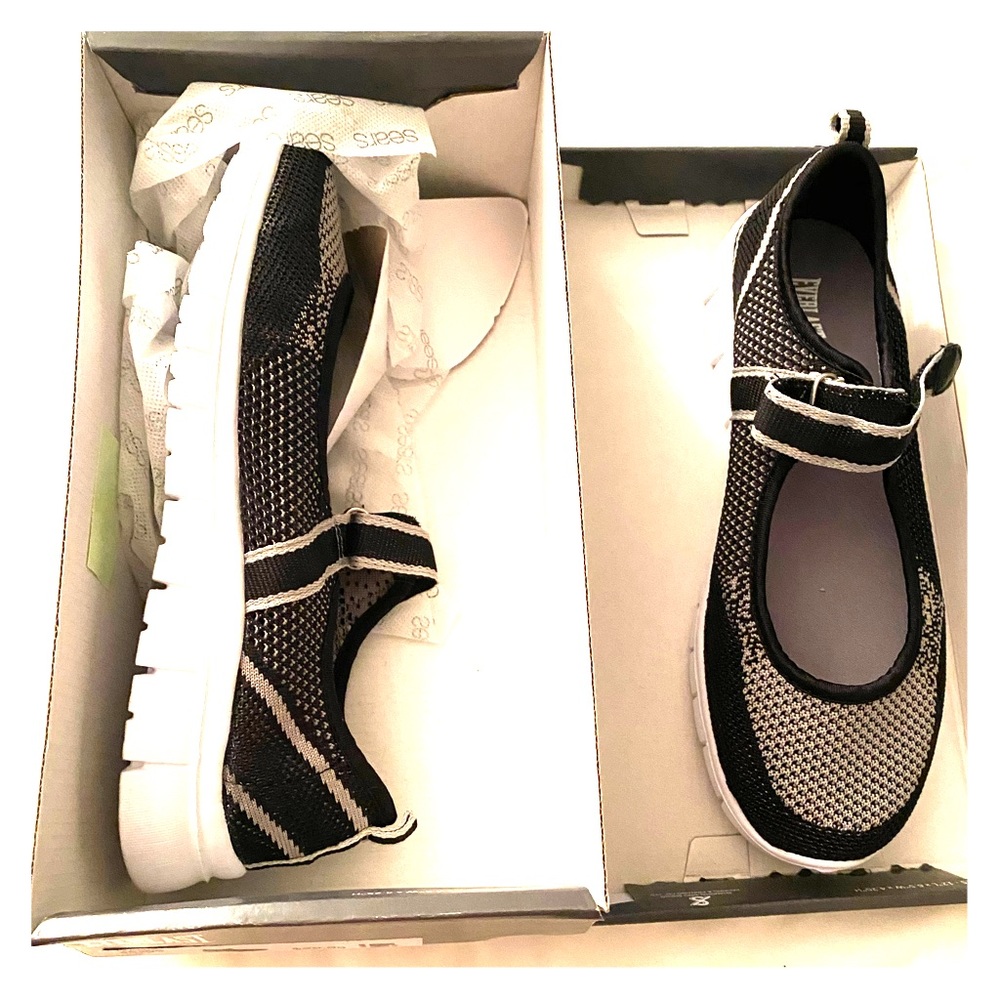 Size 9 Everlast shoes